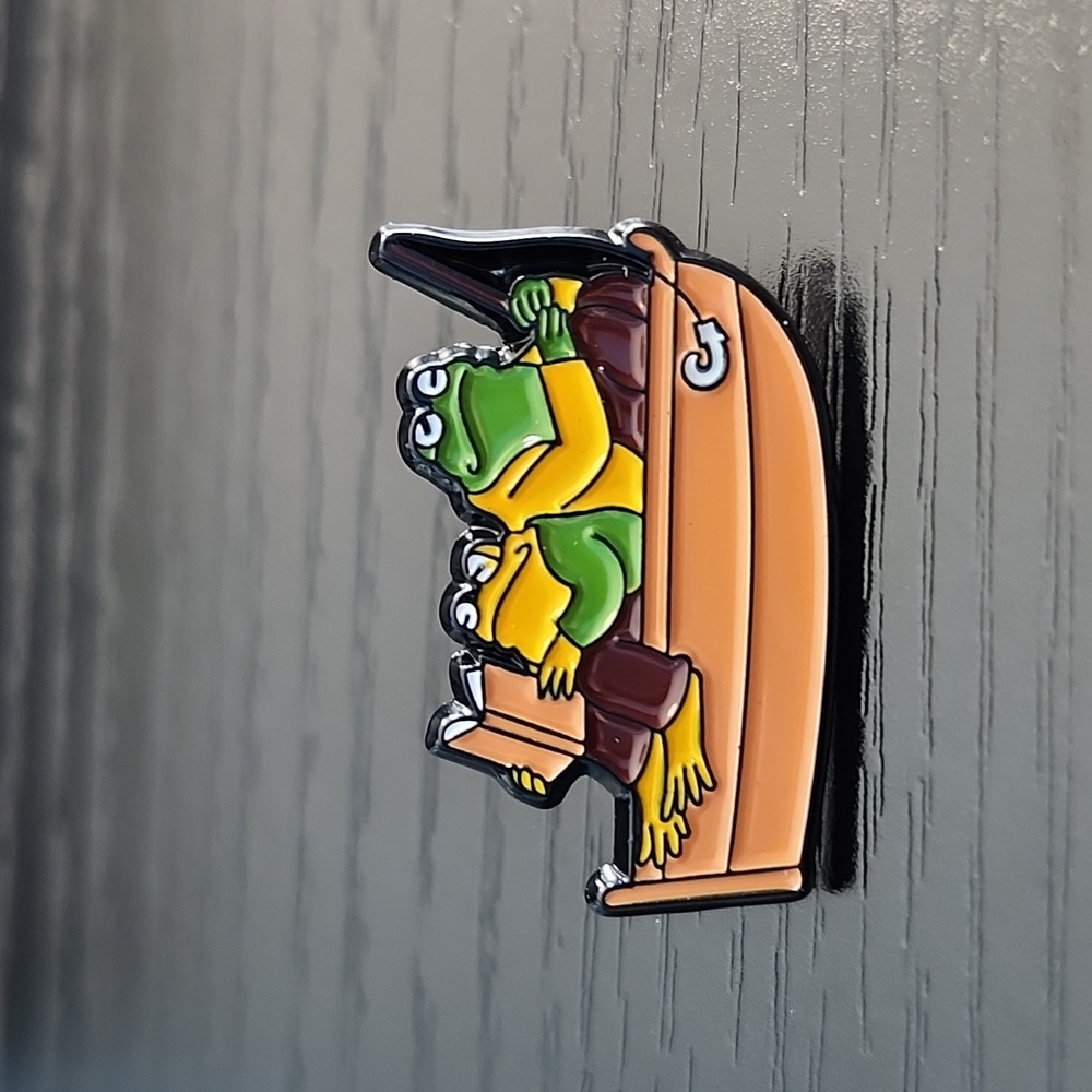 Frog and Toad Pin